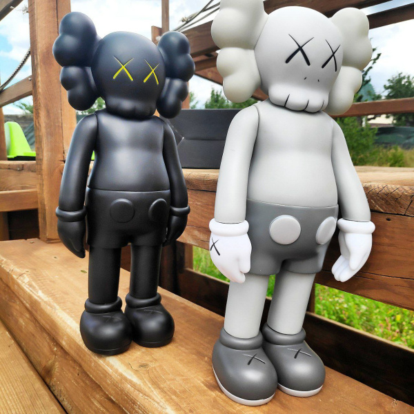 Kaws Companion Five Years Later Игрушка 38 см.